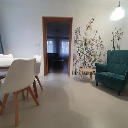 Przytulnie Apartment *